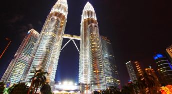 Tháp đôi Petronas – biểu tượng nổi tiếng ở Malaysia