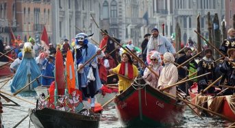Carnevale – lễ hội của những chiếc mặt nạ ở Venice, Ý