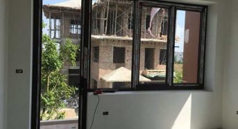 Cửa Đi Mở Quay 1 Cánh Nhôm XingFa hệ 55
